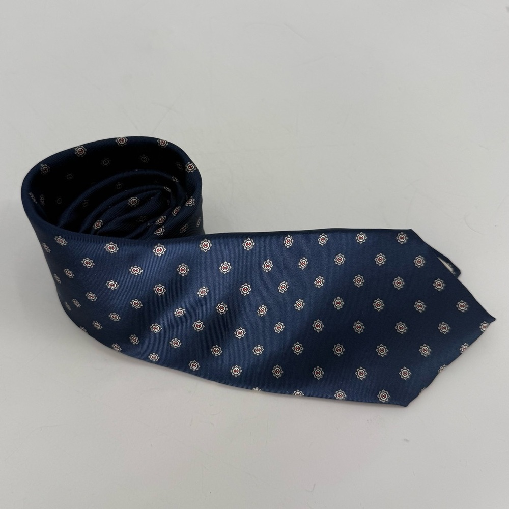 CHRISTIAN DIOR Blue Red Medallion SILK NECKTIE TIE 3” Men’s